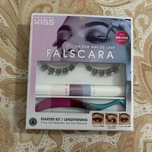 Kiss Falscara Lash Kit with Black Wisps